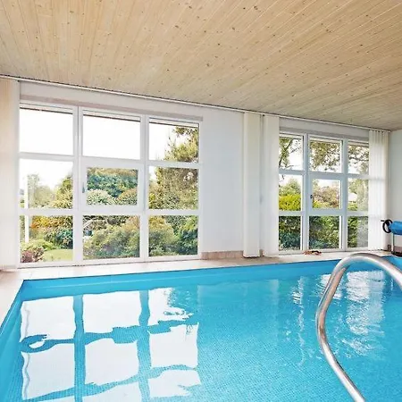 Sleeps 8 Pool Wifi