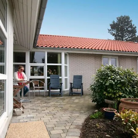 Sleeps 8 Pool Wifi * Skælskør